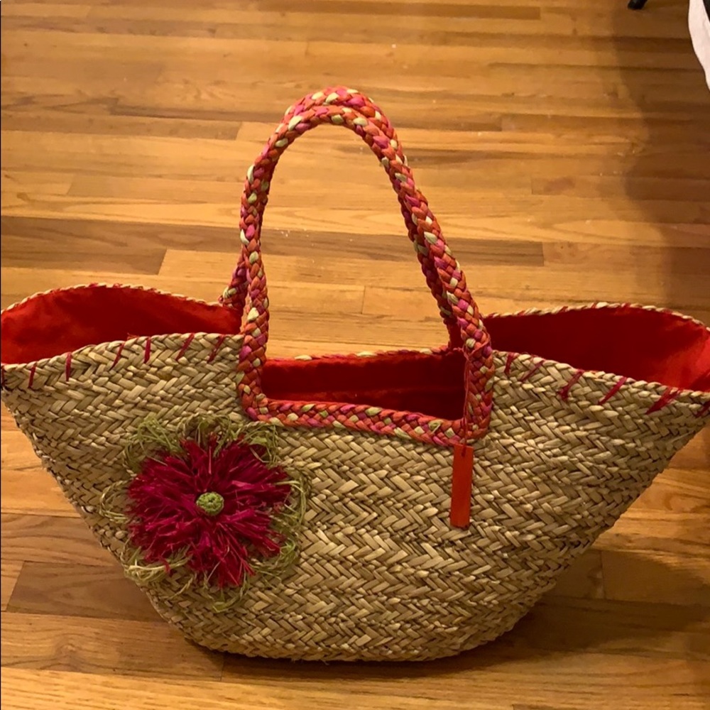 United colors of Benetton with straw bag NWT